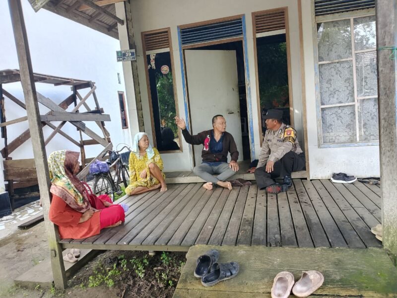 Jaga Kamtibmas Tetap Kondusif, Polsek Pandih Batu Gencarkan 'Cooling System' ke Masyarakat