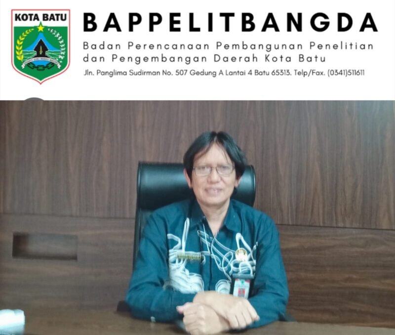 Foto ist :  Ir. Bangun Yulianto, ST.MT, selaku Kepala Bappelitbangda Kota Batu.