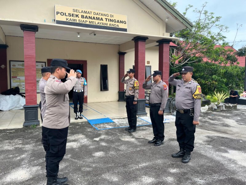 Jaga Kamtibmas Tetap Kondusif, Polsek Banama Tingang Laksanakan Serah Terima Piket Operasional