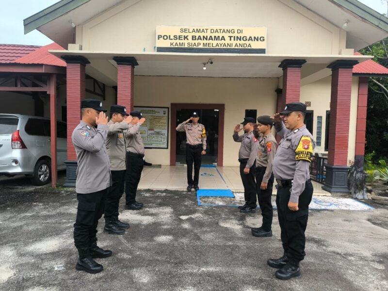 Jaga Kamtibmas Tetap Kondusif, Polsek Banama Tingang Laksanakan Serah Terima Piket Operasional