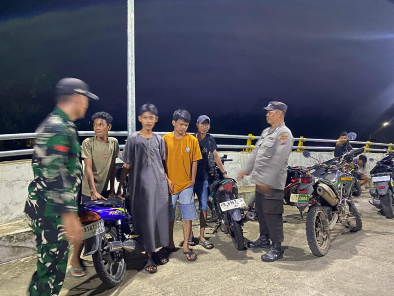 Jaga Kondusifitas Wilayah, Polsek Kahayan Kuala Gelar Patroli KRYD di Bahaur Hilir