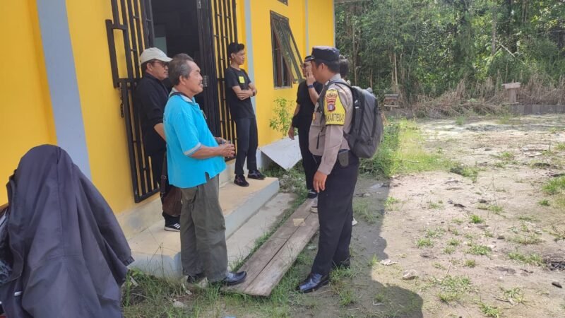 Pererat Silaturahmi, Bhabinkamtibmas Polsek Jabiren Raya Sambangi Warga Desa Pilang