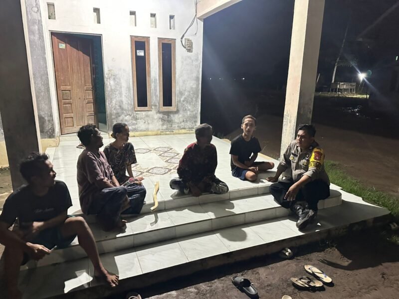 Polsek Pandih Batu Gencarkan Sambang Warga di Belanti Siam guna Pastikan Keamanan Desa