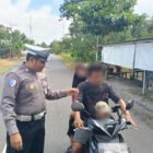 Edukasi Keselamatan, Satlantas Polres Pulang Pisau Tegur Pengendara Motor