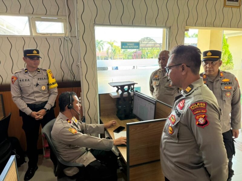 Tingkatkan Kualitas Pelayanan, Wakapolres Pulpis Cek Sarana Prasarana di SPKT dan Call Center 110