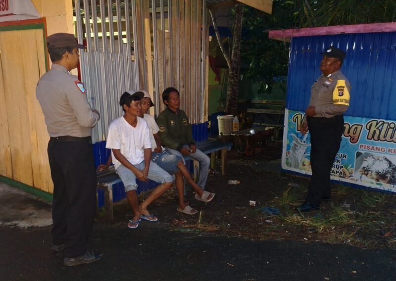 Personel Polsek Kahayan Kuala Sambangi Warga Bahaur Hulu Permai, Ajak Jaga Keamanan