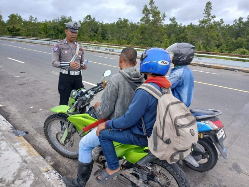 Satlantas Polres Pulang Pisau Tingkatkan Edukasi Keselamatan bagi Pengendara
