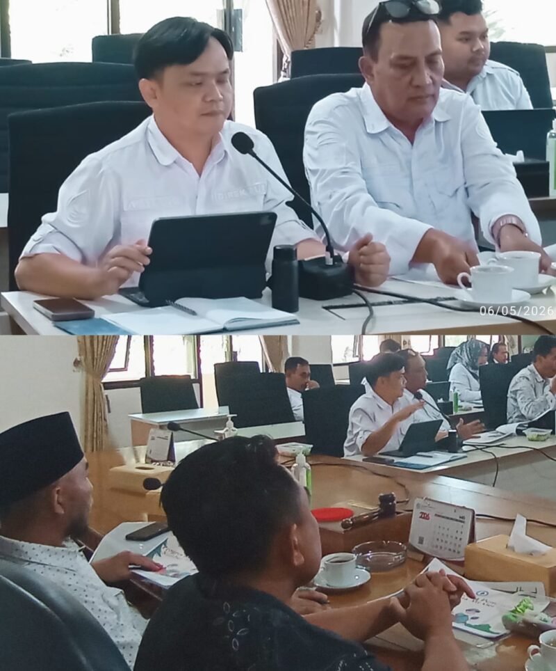 Foto ist : Dirut PDAM Batu Achmad Yusuf dan Kabag Teknik Ichwan Hadi, dan Ketua Komisi B Asmadi wakil Bambang Pramono.
