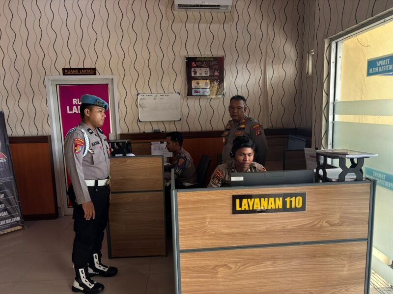 Tingkatkan Mutu Layanan, Kabag Ops Polres Pulang Pisau Cek Kesiapan Operator 110