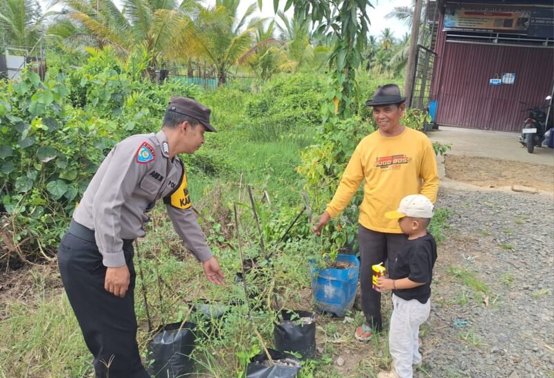 Dukung Ketahanan Pangan, Polsek Kahayan Kuala Galakkan Pekarangan Bergizi