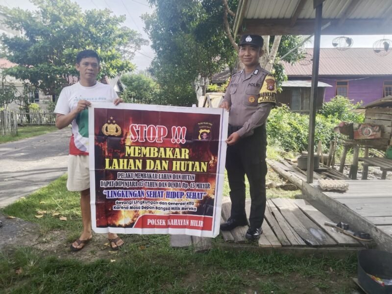 Polsek Kahayan Hilir Ajak Warga Cegah Karhutla Melalui Sosialisasi Spanduk