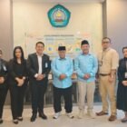 Foto ist: Beberapa jajaran pejabat BRI Branch Office Malang Martadinata dan Pengurus Masjid Unisma Malang.