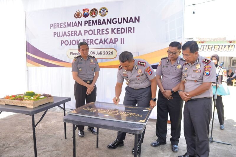 Foto: Polres Kediri meresmikan Puajasera Pojok Bercakap II Primkoppol Polres Kediri