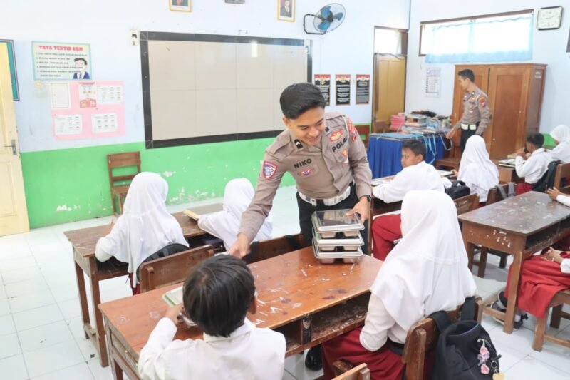Foto: Tiga SPPG Polres Magetan Salurkan MBG, Prioritaskan Gizi dan Food Safety