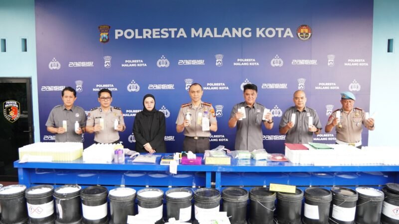 Foto: Polresta Malang Kota Bongkar Peredaran Kosmetik Ilegal Omzet Tembus Rp.100 Juta
