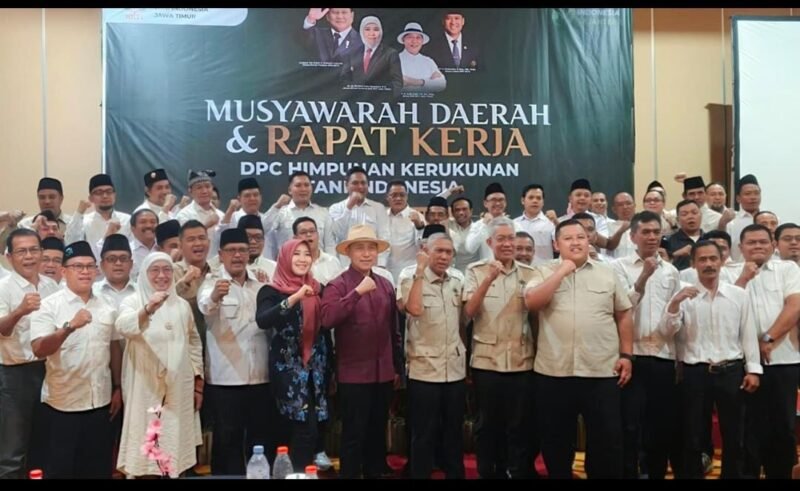 Foto: Wakil Menteri Pertanian (Wamentan) RI sekaligus Ketua Umum Himpunan Kerukunan Tani Indonesia (HKTI), Sudaryono, menghadiri Pelantikan Pengurus DPD HKTI Provinsi Jawa Timur dan DPC HKTI Kabupaten/Kota se-Jawa Timur di Taman Edukasi D'Embung Park Pandanmulyo, Kecamatan Tajinan, Kabupaten Malang, Jumat (17/7/2026).