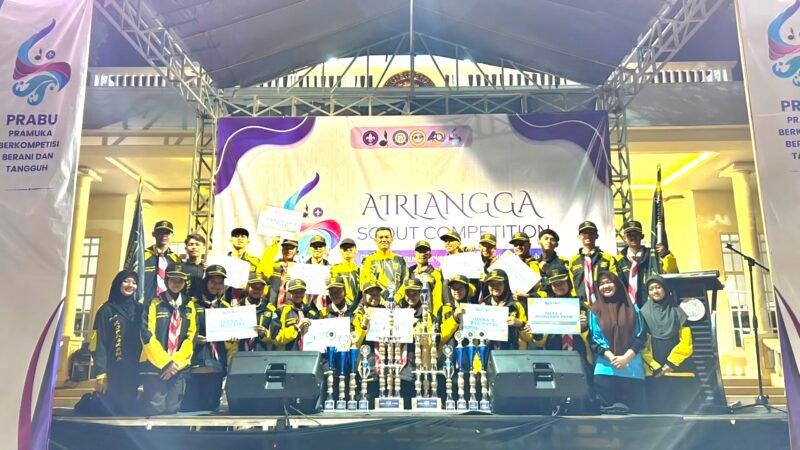 Foto: Komando Pasukan Pramuka (KOPASKAMA) MAN 6 Jombang kembali menorehkan prestasi membanggakan. Dalam ajang Airlangga Scout Competition (ASC) 2026 yang digelar di Kampus C Universitas Airlangga (Unair) Surabaya, kontingen MAN 6 Jombang