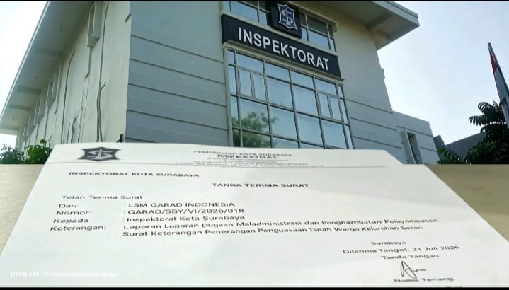 Foto: Lembaga Swadaya Masyarakat (LSM) GARAD Indonesia selaku kuasa hukum ahli waris almarhum H. Toyib resmi melaporkan Kepala Kelurahan Sidotopo Wetan, Kecamatan Kenjeran, ke Inspektorat Kota Surabaya. Laporan