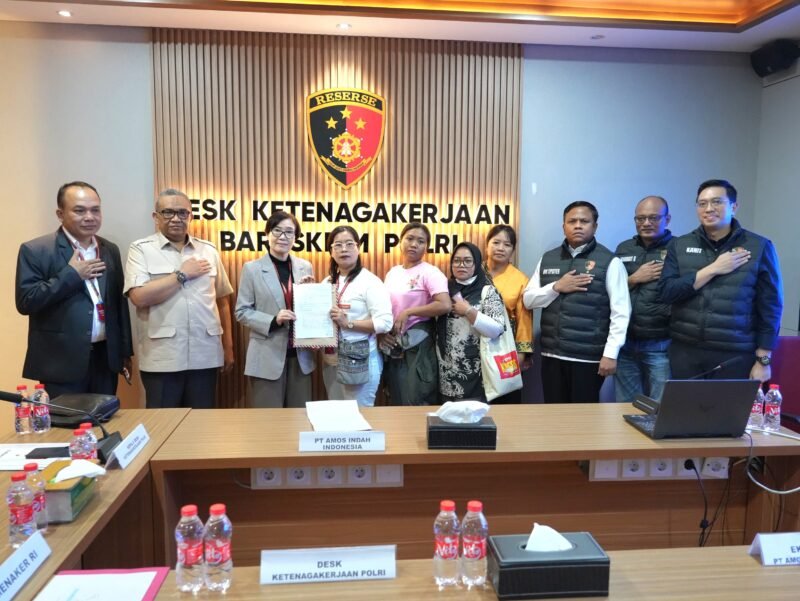 Foto: Desk Ketenagakerjaan Polri bersama Kementerian Ketenagakerjaan (Kemnaker) berhasil memfasilitasi penyelesaian perselisihan hubungan industrial antara PT Amos Indah Indonesia dengan 134 mantan pekerjanya. Penyelesaian