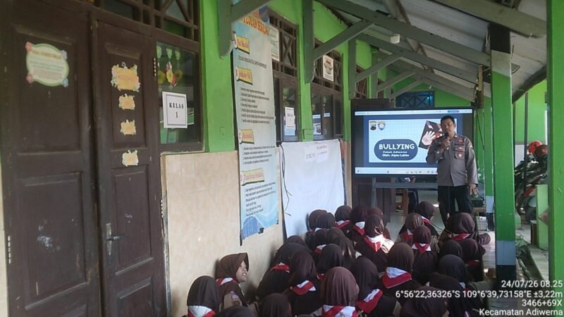 Bullying Jadi Perhatian, Polsek Adiwerna Edukasi Siswa Wujudkan Sekolah Aman dan Nyaman