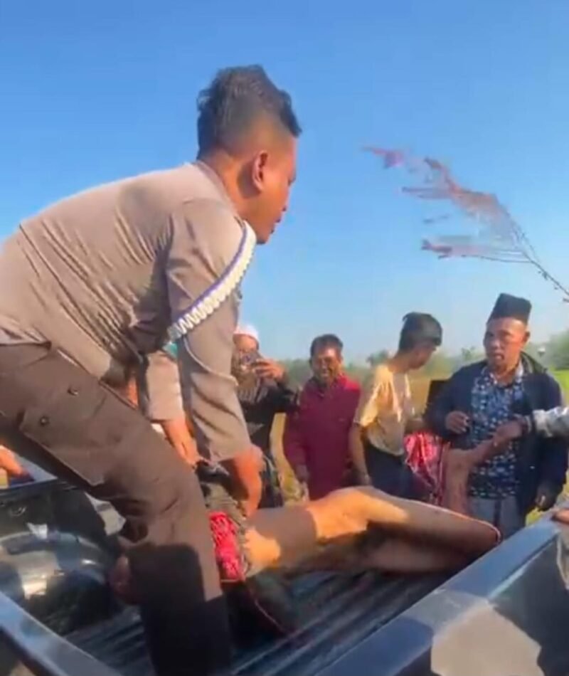 Gagalkan Aksi Curanmor, Warga Nyonneng Bangkalan Serahkan Dua Terduga Pelaku ke Polisi Foto: REDAKSI