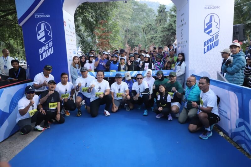 FOTO: Kapolres Magetan AKBP Dr. Raden Erik Bangun Prakasa, S.H., S.I.K., M.M., turut ambil bagian dalam ajang bergengsi Siksorogo Trail Run Ring of Lawu 2026 yang digelar pada Minggu (26/7/2026).