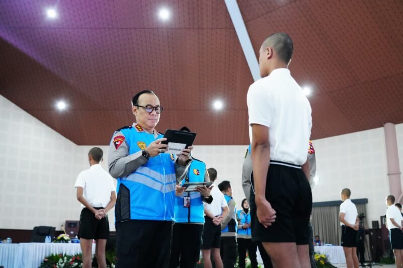 FOTO: Polri menetapkan 350 calon taruna dan taruni yang berhak mengikuti pendidikan di Akademi Kepolisian. TARGETNEWS.ID/ISTIMEWAH/SAMSUL