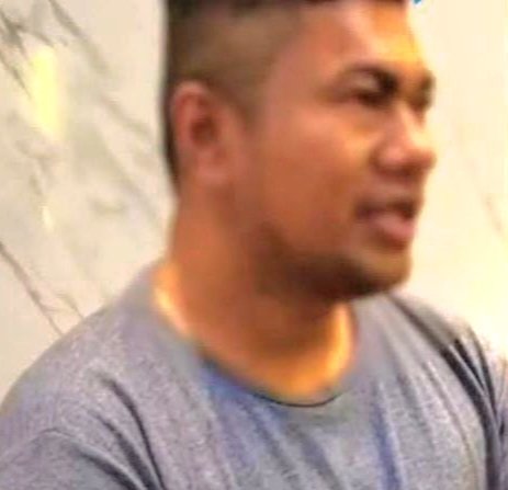 FOTO: pelaku berinisial SL akhirnya menyerahkan diri ke Mapolrestabes Surabaya TARGETNEWS.ID/ISTIMEWAH