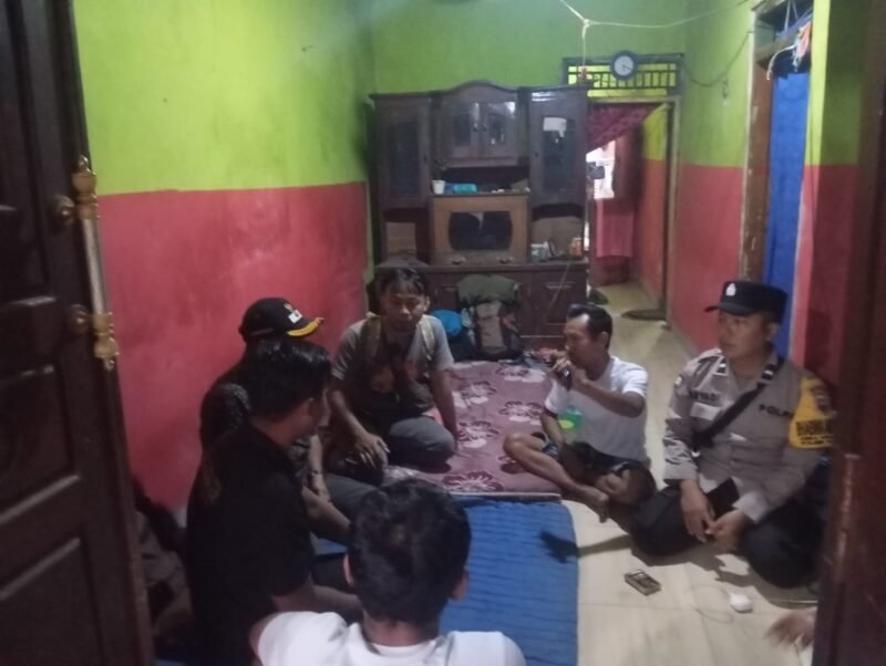Respons Cepat Layanan 110, Polsek Warureja Evakuasi Tiga Calon ABK