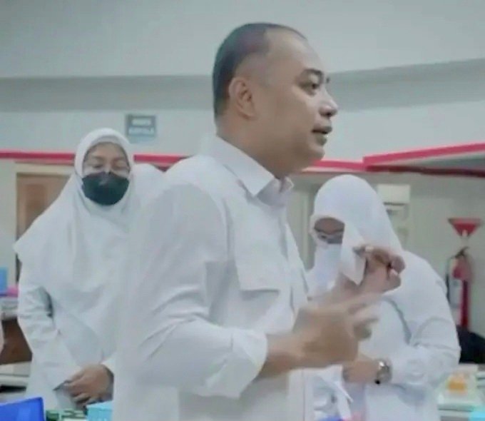 Wali Kota Surabaya Eri Cahyadi (Foto: Istimewah/TargetNews.ID)
