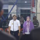FOTO: Bupati Tanjung Jabung barat Anwar Sadat secara resmi membuka Turnamen Bola Voli putra dan putri
