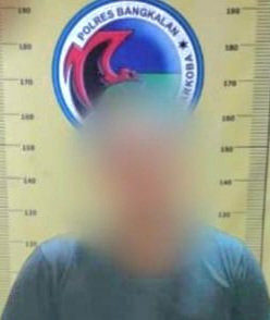 FOTO: Kasat Narkoba Polres Bangkalan, Pimpin Langsung Penangkapan Pengedar Narkoba di Desa Batah Timur