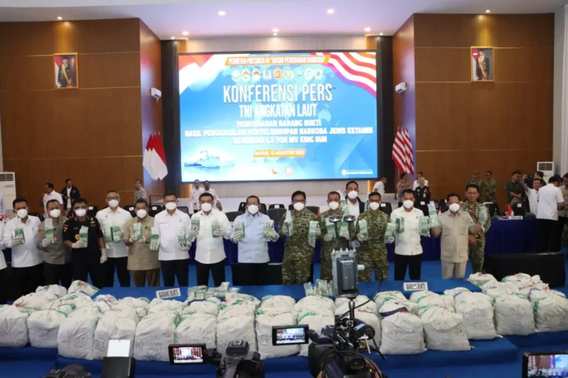FOTO: Kabareskrim Hadiri Pemusnahan 1,3 Ton Ketamin Hasil Pengungkapan Penyelundupan di Batam