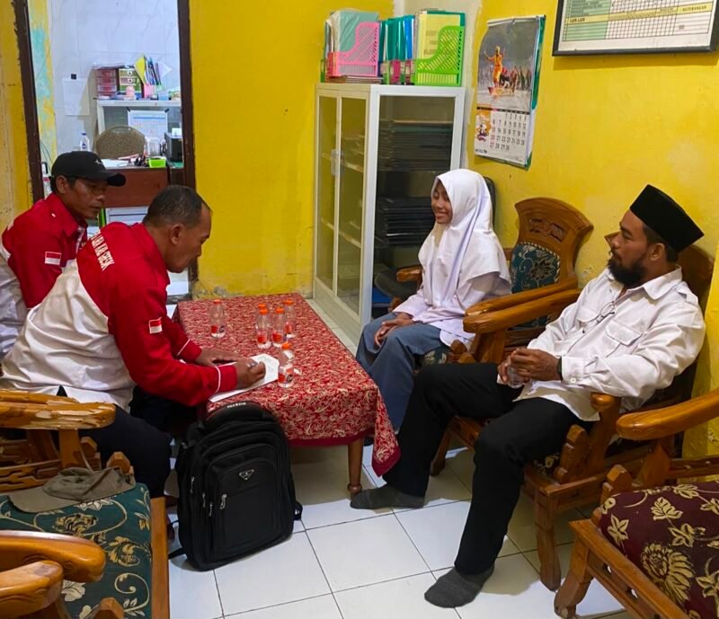 DPK LIRA Cerme Datangi MA Roudlotul Hikmah, Pastikan Kondisi Siswi Yatim TARGETNEWS.ID/ISTIMEWAH