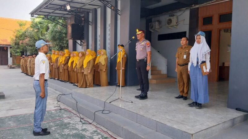 Polres Lamongan Serentak Masuk Sekolah,