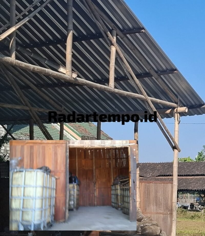 Diduga Lokasi Penimbunan Solar Bersubsidi, Gudang TARGETNEWS.ID/ISTIMEWAH/BIB