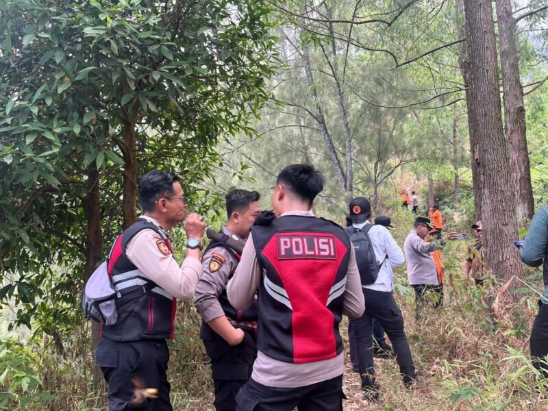 Polres Nganjuk Siagakan Personel Pasca-Karhutla Gunung Wilis, Antisipasi Bara Api Kembali Muncul