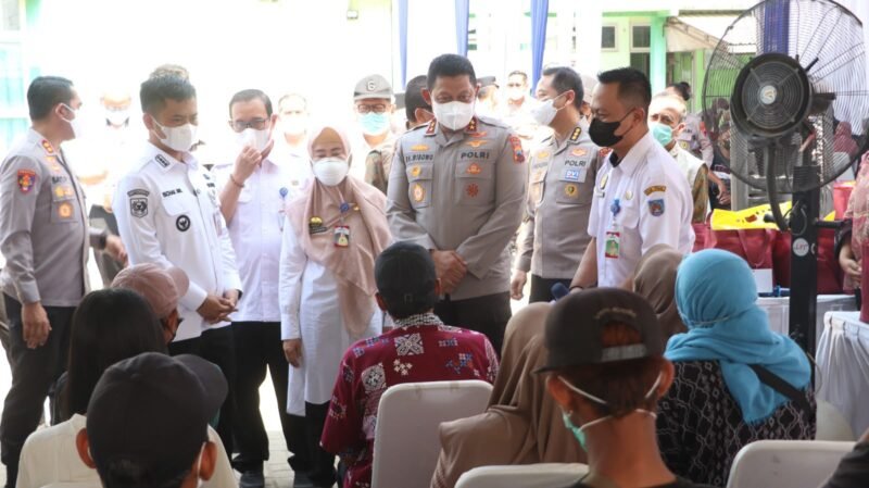 Kapolda Jateng Tinjau Skrining TOSS TB dan Tracing Kontak Erat di Puskesmas Adiwerna