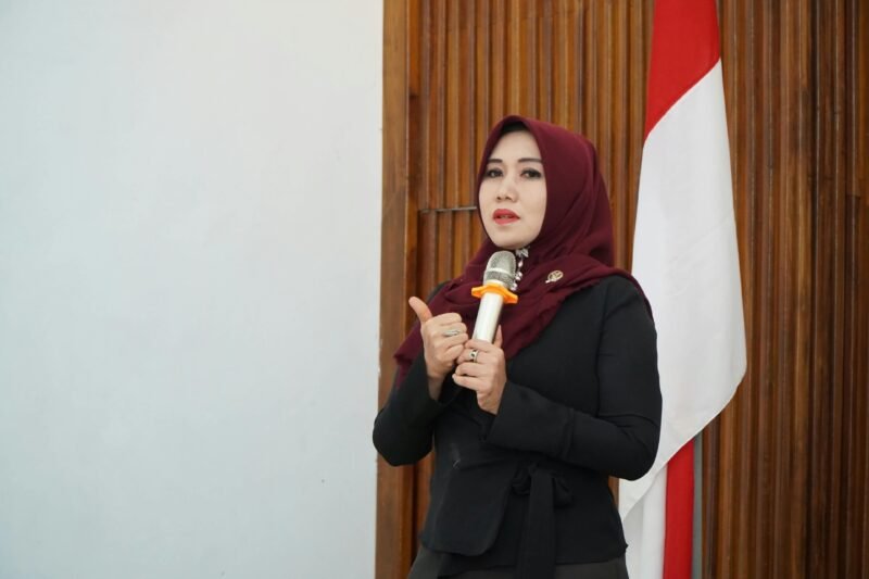 Anggota DPD RI asal Jawa Timur, Dr. Lia Istifhama, menyoroti pentingnya penentuan desil yang mempertimbangkan kondisi sosial ekonomi warga secara menyeluruh.