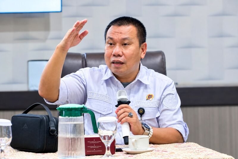 foto: Petugas Karantina Jawa Timur mengikuti pembekalan dan praktik lapangan penerapan standar fumigasi di Sidoarjo untuk memastikan tindakan karantina tumbuhan berjalan aman, efektif, dan sesuai ketentuan.