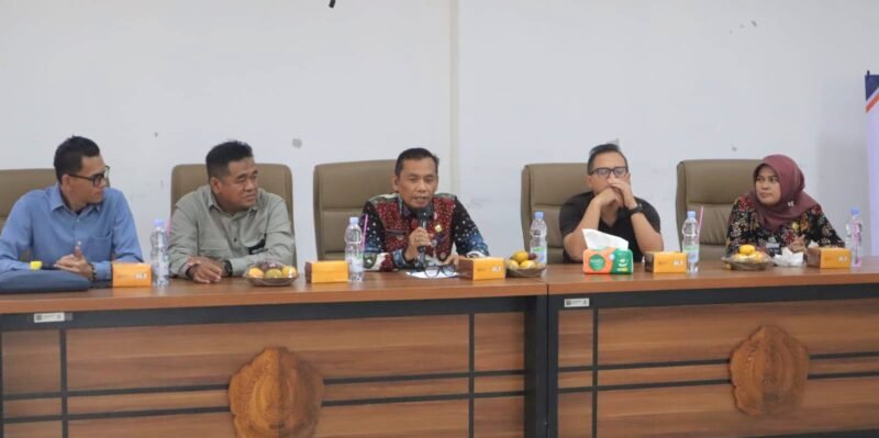 foto: Pertemuan PT Aneka Usaha Brebes Beres Perseroda bersama sekitar 50 perusahaan dan pelaku usaha di Kabupaten Brebes dalam rangka memperluas jejaring kemitraan dan peluang kerja sama.