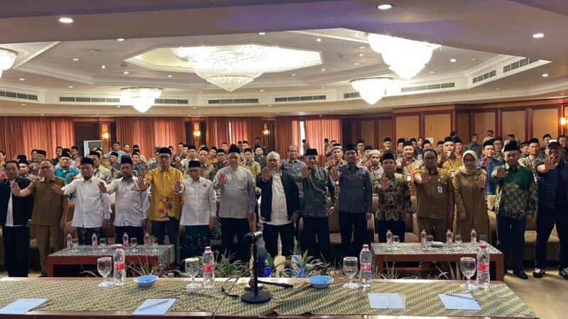 Densus 88 AT Polri melalui Satgaswil Banten menggelar kegiatan Transformasi Ideologi bertajuk “Jalan Menuju Wasathiyah” bersama 61 peserta eks JI di Kota Serang, Selasa (29/9/2026).