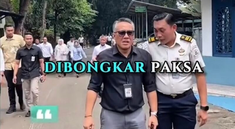 foto: Tim Ombudsman RI saat melakukan inspeksi mendadak dan menemukan sejumlah bangunan dengan fasilitas menyerupai hunian apartemen di area Lapas Kelas IIA Cibinong, Kabupaten Bogor