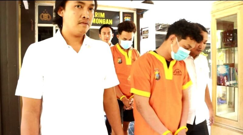 Dua tersangka kasus kekerasan secara bersama-sama diamankan Satreskrim Polres Lamongan.