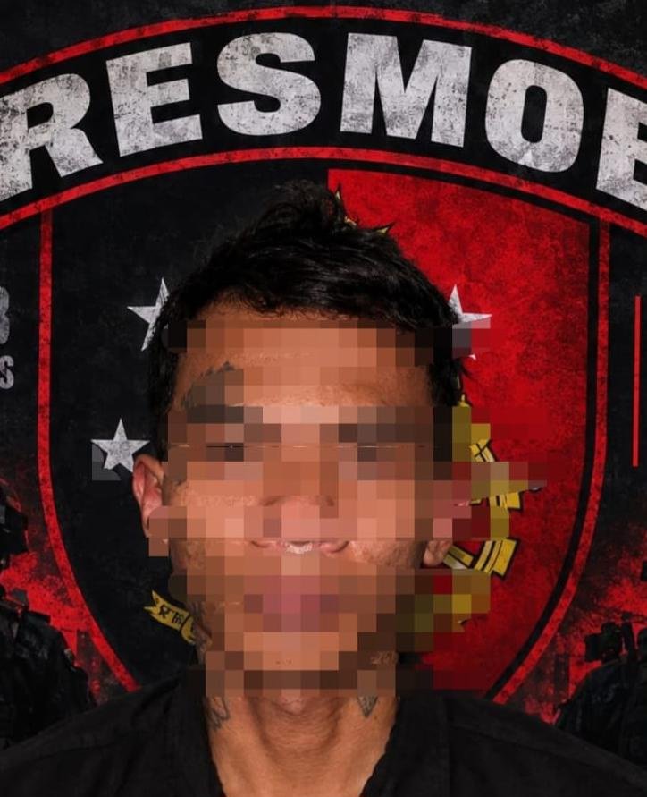 Unit Resmob Satreskrim Polrestabes Surabaya mengamankan terduga pelaku curanmor Y.A. (37) beserta sejumlah barang bukti dalam pengungkapan kasus pencurian sepeda motor di berbagai wilayah Surabaya
