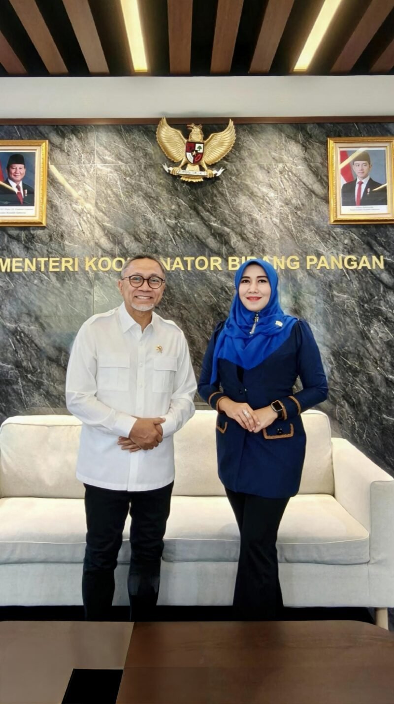 ANGGOTA DPD RI BERSAMA MENTRI KOORDINATOR BIDAN HASANG PANGAN ZULKIFLI