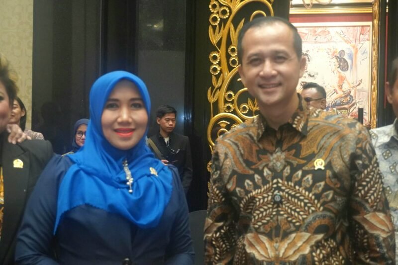 ANGGOTA DPD RI JAWA TIMUR FOTO : ISTIMEWAH