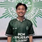 Tangan Dingin Miqdad Athif! Pelatih Muda Berbakat di Balik Sukses PCM Kenjeran Raih Trofi Juara 3