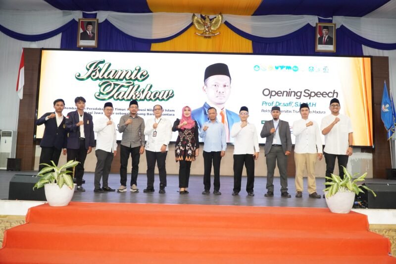 Anggota DPD RI asal Jawa Timur, Dr. Lia Istifhama atau Ning Lia, saat menjadi narasumber dalam Simposium Legislatif DPM KM Universitas Trunojoyo Madura di Gedung Rektorat UTM, Bangkalan, Rabu (21/10/2026)