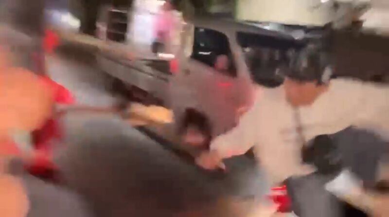 PENYERANGAN BERSENJATA TAJAM DI JALAN KENJERAN SURABAYA, POLISI DIHARAPKAN SEGERA UNGKAP MOTIF DAN IDENTITAS TERDUGA PELAKU